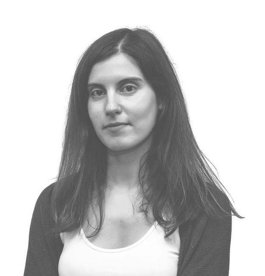 Black-and-white portrait of Ana Isabel Ribeiro